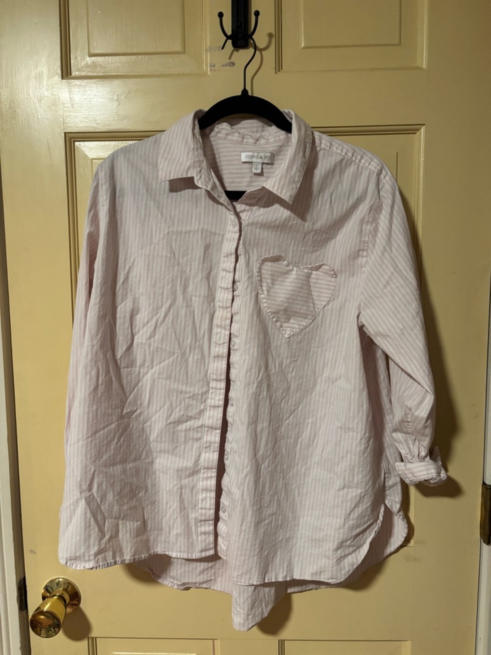 crown & ivy Light Pink Striped Button-Down Shirt with Heart Pocket